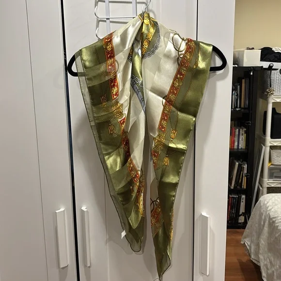 Écharpe - Picture 2 of 2